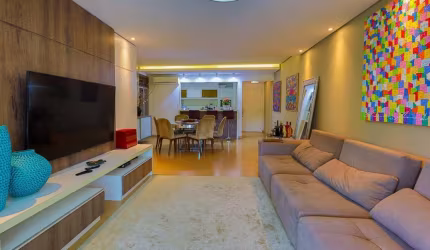 Apartamento de 4 dormitórios à venda em Cacupé