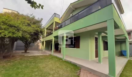 Casa pé na areia nos centrinho dos Ingleses