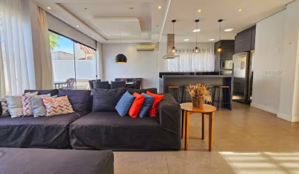 Casa de 3 dormitórios à venda - Lagoa da Conceição