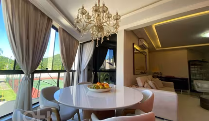Apartamento à venda em Jurere Oeste com 128 m², 3