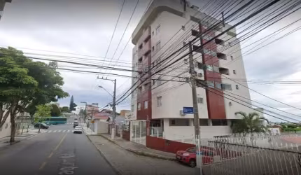 Apartamento de 2 dormitórios à venda em Capoeiras