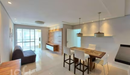 Apartamento à venda em Itacorubi com 88 m², 3 quar