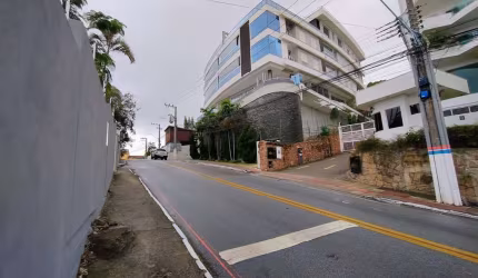Apartamento de 3 dormitórios em Canajure