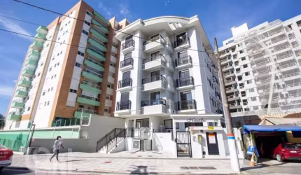 Duplex de 2 dormitórios na Trindade