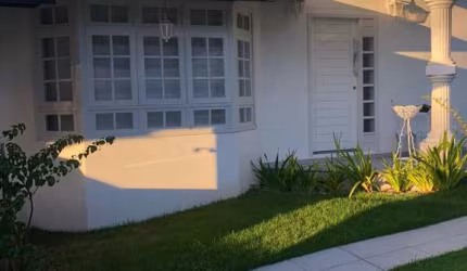 Casa de 4 suítes à venda no Centro
