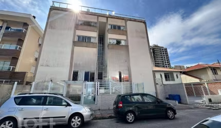 Apartamento à venda em Estreito com 70 m², 2 quart