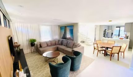 Casa à venda em Jurere Oeste com 210 m², 4 quartos