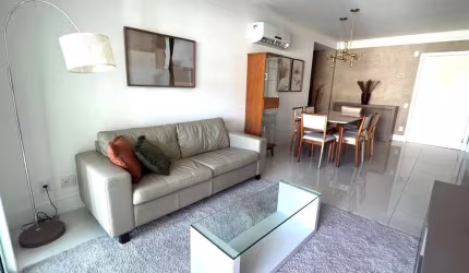 Apartamento de 2 dormitórios na Agronômica