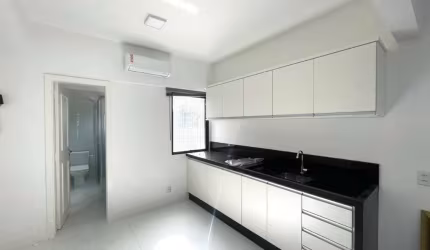 Apartamento novo de 1 dormitório no Centro