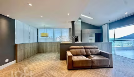 Apartamento à venda em Lagoa da Conceição com 160