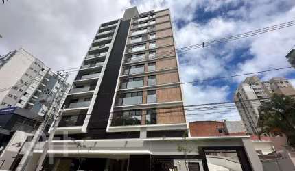 Apartamento à venda em Centro com 69 m², 2 quartos