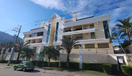 Cobertura de 3 dormitórios na Lagoa da Conceição