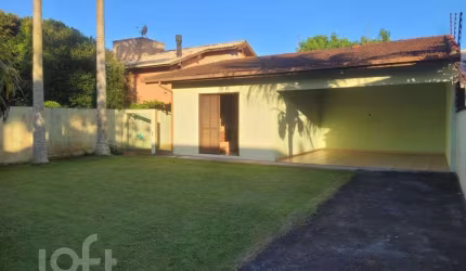 Casa à venda em Campeche Leste com 154 m², 3 quart