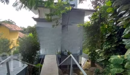 Casa à venda em João Paulo com 373 m², 3 quartos,