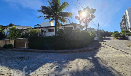 Casa à venda em Saco dos limões com 243 m², 4 quar