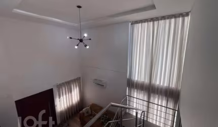 Casa à venda em Alto Ribeirão Leste com 183 m², 4