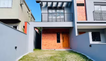 Casa de 3 dormitórios para locação no Campeche