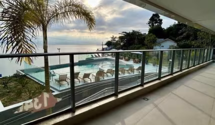 Apartamento à venda em Cacupé com 178 m², 3 quarto