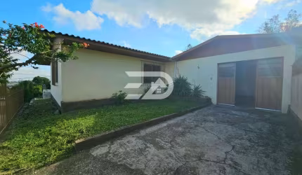 Casa para Venda em Caxias do Sul, CENTENÁRIO, 3 dormitórios, 1 banheiro, 2 vagas