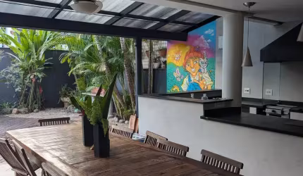 Casa a venda em Alphaville