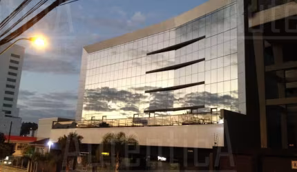 Sala comercial à venda na Rua Vereador Mário Pezzi, 662, Exposição, Caxias do Sul, 46 m2 por R$ 393.000