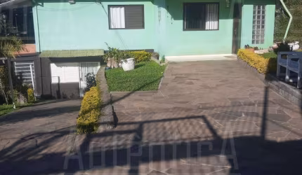 Casa com 5 quartos à venda na Rua Apoteose, 3100, Esplanada, Caxias do Sul, 124 m2 por R$ 490.000