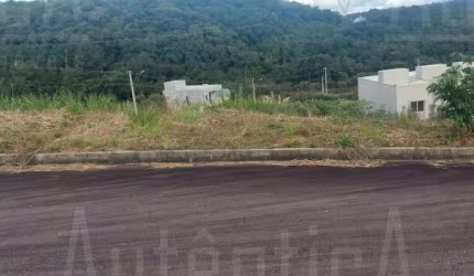 Terreno à venda na Rua Altamiro Guilherme de Lemos, 1, São Giácomo, Caxias do Sul por R$ 150.000