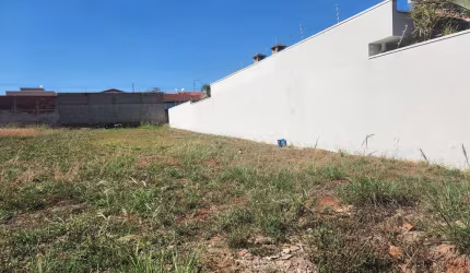 Terreno de 475 m² no bairro Orquídeas 2