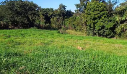 Chácara de 1.900 m² em Artur Nogueira - SP