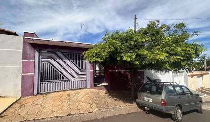 Casa no Jardim Paraiso em Artur Nogueira - SP