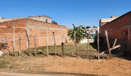 Terreno no Parque das Flores