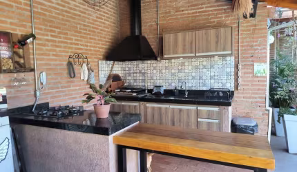 Casa no Jardim de Favere em Cosmópolis