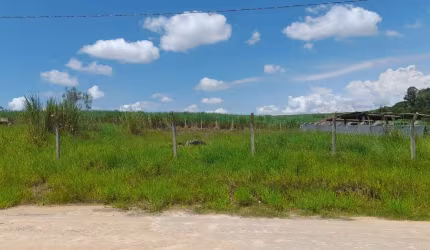 Chácara no Recanto dos Manacás em Holambra- SP