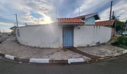 Casa com 3 aluguéis em Artur Nogueira - SP