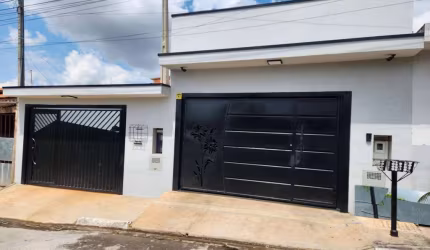 Casa com edícula no Jardim dos Ipês