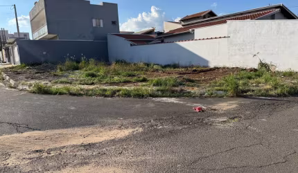 Terreno de esquina no  Jardim Arrivabene