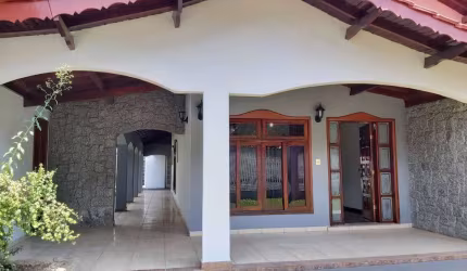 Casa no Rezek em Artur Nogueira - SP