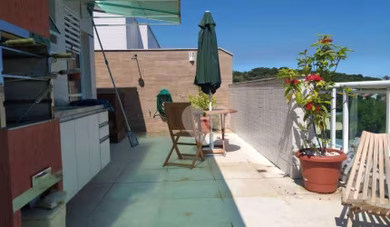 Cobertura com 3 quartos à venda, 133 m² por R$ 640.000 - Vargem Pequena