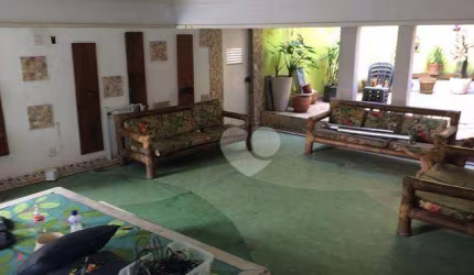Linda casa 6 dormitórios no Alto da Boa vista