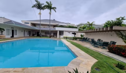Linda Casa Duplex com 5 suítes no Condomínio Park Palace. Barra da Tijuca/RJ.