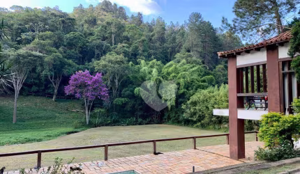 Haras com 5 dormitórios à venda, 12000 m² por R$ 2.780.000,00 - Itaipava - Petrópolis/RJ
