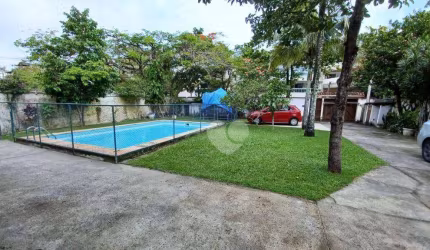 Terreno à venda com casa, piscina, 360 m² por R$ 1.900.000 - Recreio dos Bandeirantes - Rio de Janeiro/RJ