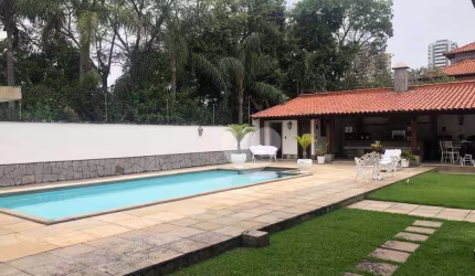 OPORTUNIDADE! Preço de Terreno. Casa com 4 suítes no Condomínio Pedra de Itaúna. Barra da Tijuca/RJ.