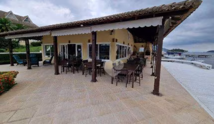 Casa com 4 quartos à venda, 250 m² por R$ 1.900.000 - Angra dos Reis - Angra dos Reis/RJ