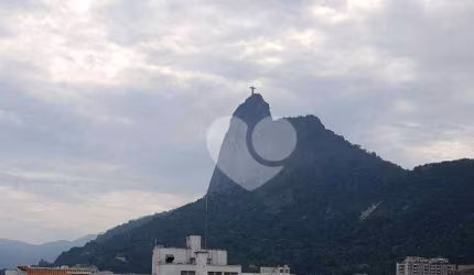 Cobertura duplex , 3 quartos 1 suíte - ótima localização -R$ 2.100.000,00 - Botafogo