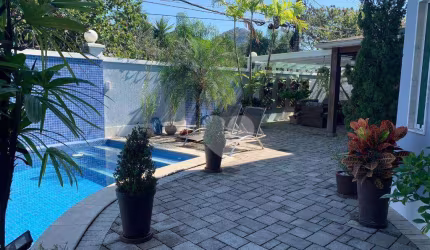 Casa com 5 suites à venda, 308 m² por R$ 1.690.000 - Vargem Pequena - Rio de Janeiro/RJ