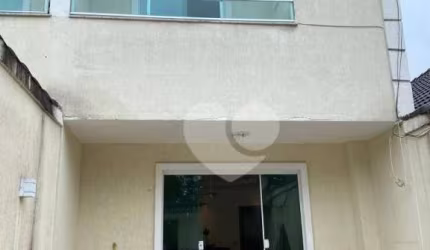 Casa com 3 dormitórios à venda, 130 m² por R$ 475.000,00 - Freguesia de Jacarepaguá - Rio de Janeiro/RJ