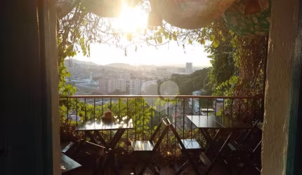 Excelente imóvel comercial em Santa Teresa