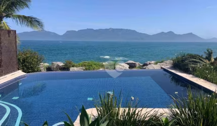 Casa com 4 quartos à venda, 317 m² por R$ 4.600.000 - Mangaratiba - Mangaratiba/RJ