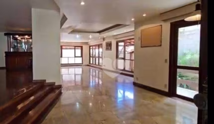 Casa Duplex Estilo Colonial 7 quartos (5 suítes),707 m² à venda por R$ 4.000.000 - Barra da Tijuca